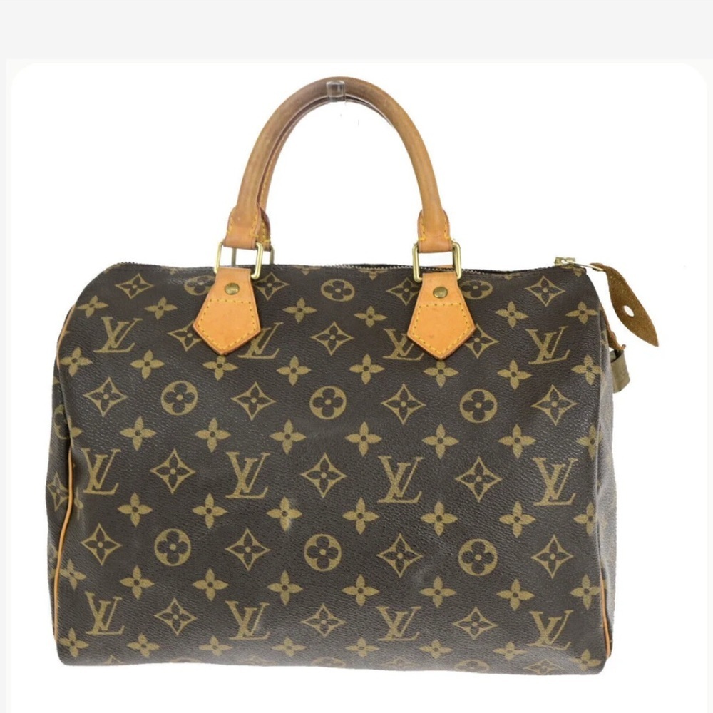 Louis Vuitton Monogram  Speedy 30~. Authentic Preowned good condition